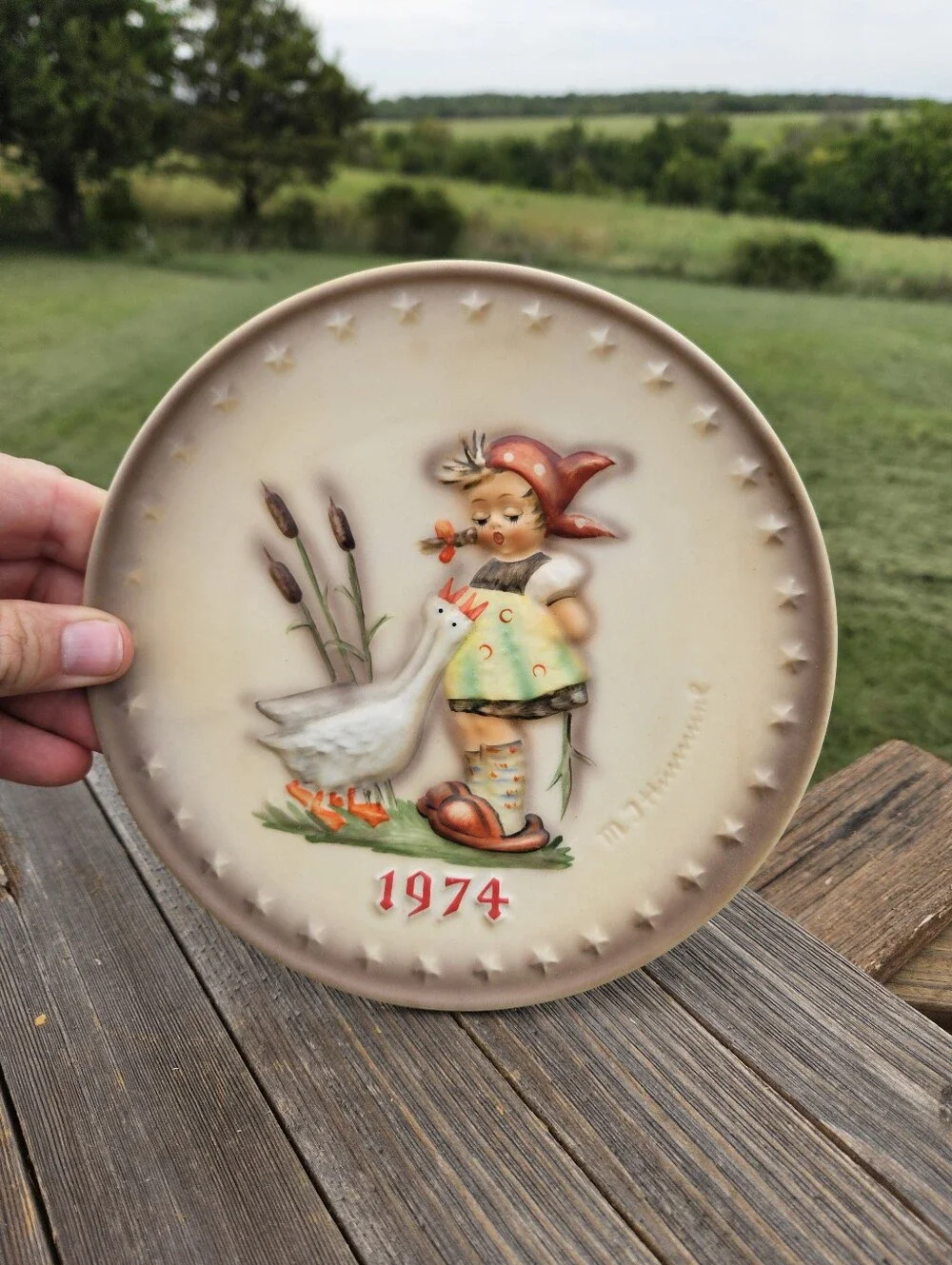 Vintage 1974 M.J. Hummel 4th Annual Collector Plate  “Goose Girl”